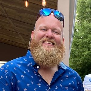 Meet your Posher, Eric